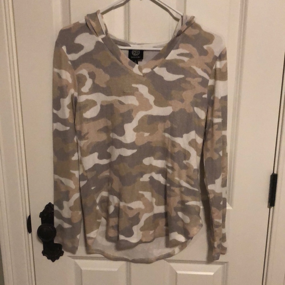 Camo patterned sweatshirt